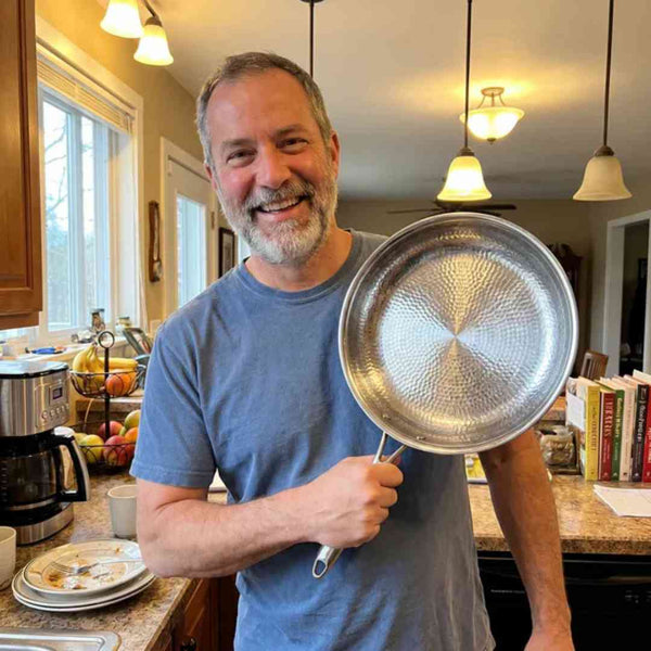 Lars Mikkelsen, 49